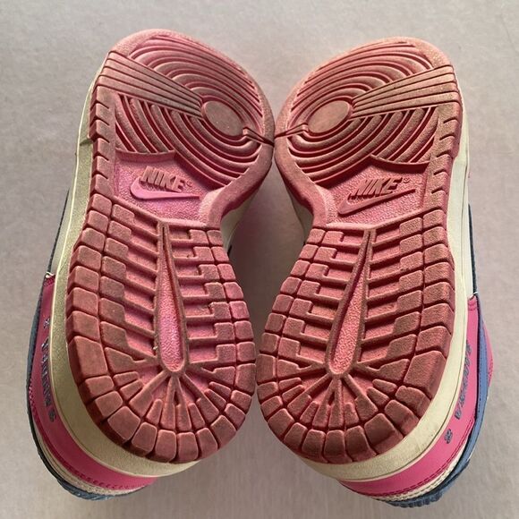 NIKE Women’s Dunk Low # 316143-991 Size 6US - Picture 8 of 9